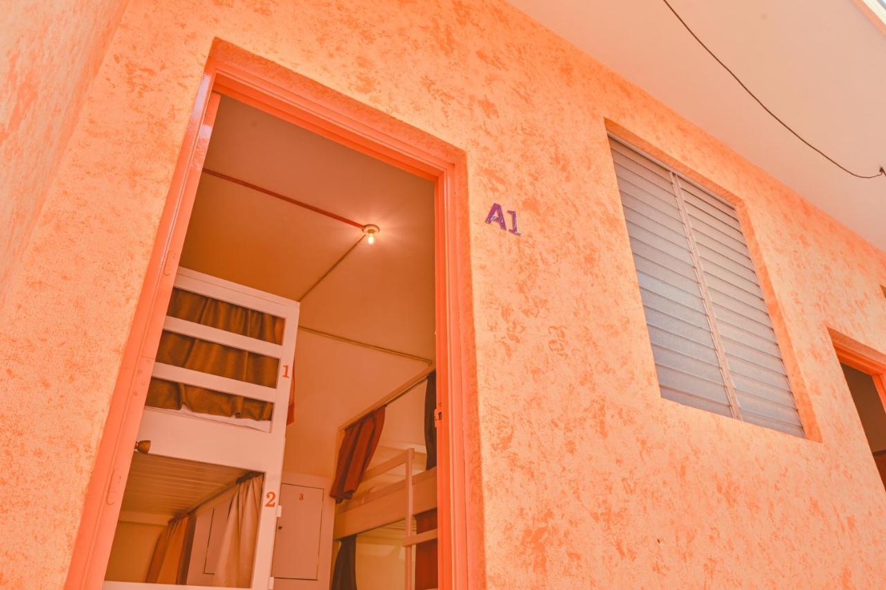 Macarena Hostel Flores Exterior foto